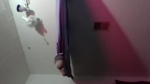 buckoykang online show from 15, 4, 2026