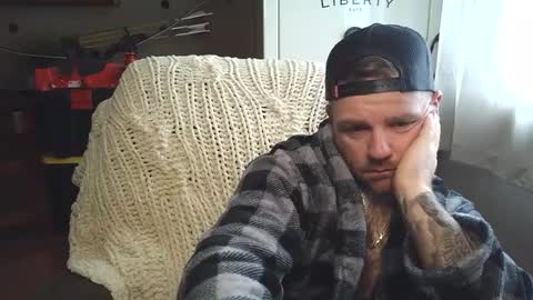 Snapshot of buckwild69204 chatting on 15, 2, 2025 buckwild69204 online show from 15, 2, 2025