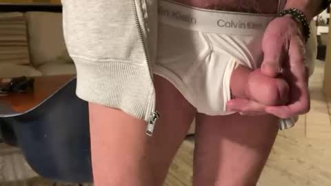 Snapshot of bucky5819 chatting on 15, 11, 2025 bucky58 online show from 15, 11, 2025