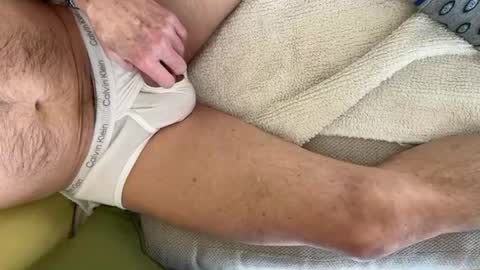 Snapshot of bucky5819 chatting on 23, 11, 2025 bucky58 online show from 23, 11, 2025