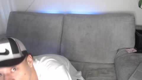 Snapshot of buda_and_cataleya_ chatting on 15, 9, 2025 Buda y Cataleya online show from 15, 9, 2025