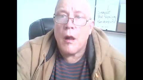 Snapshot of buddyluvzumore chatting on 21, 12, 2024 buddyluvzumore online show from 21, 12, 2024