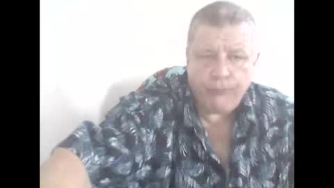 Snapshot of buddyluvzumore chatting on 1, 1, 2025 buddyluvzumore online show from 1, 1, 2025