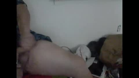 Snapshot of buddyluvzumore chatting on 4, 1, 2025 buddyluvzumore online show from 4, 1, 2025