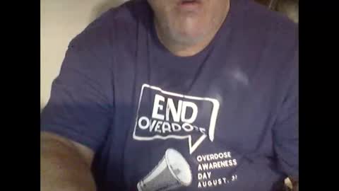 Snapshot of buddyluvzumore chatting on 14, 1, 2025 buddyluvzumore online show from 14, 1, 2025