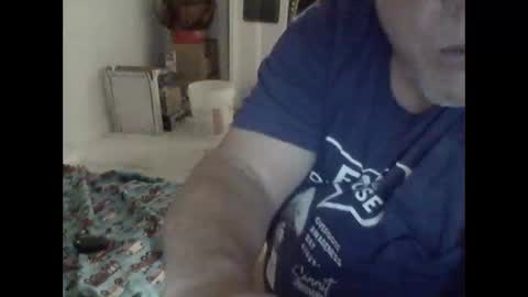 Snapshot of buddyluvzumore chatting on 14, 1, 2025 buddyluvzumore online show from 14, 1, 2025