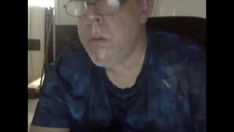 Snapshot of buddyluvzumore chatting on 16, 1, 2025 buddyluvzumore online show from 16, 1, 2025