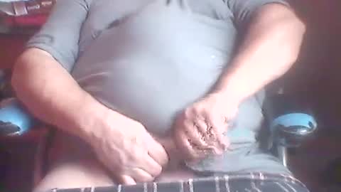 Snapshot of buddyluvzumore chatting on 25, 2, 2025 buddyluvzumore online show from 25, 2, 2025