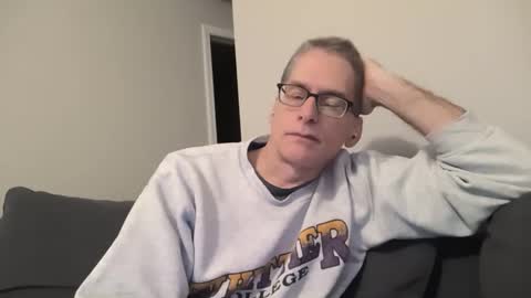 Snapshot of budman004 chatting on 30, 11, 2025 budman004 online show from 30, 11, 2025