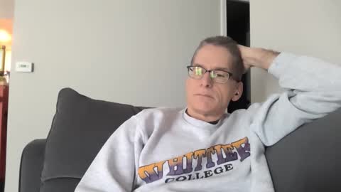 Snapshot of budman004 chatting on 30, 11, 2025 budman004 online show from 30, 11, 2025