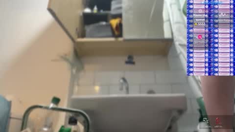 Snapshot of bukkakebae chatting on 22, 10, 2025 bukkakebae online show from 22, 10, 2025