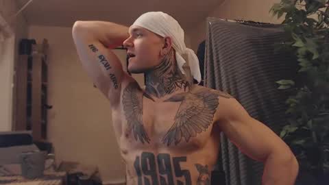 Snapshot of bulatov_x chatting on 9, 3, 2025 Dmitriy online show from 9, 3, 2025