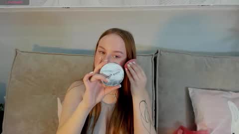 Snapshot of bunny_luvv chatting on 25, 9, 2025 Bunny online show from 25, 9, 2025