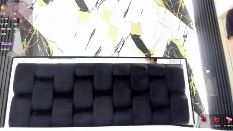 Snapshot of bunny_maxxi chatting on 19, 1, 2025 bunny online show from 19, 1, 2025