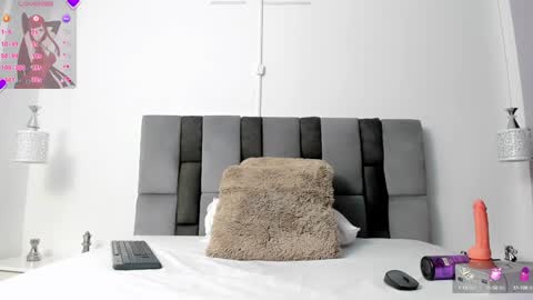 Snapshot of bunny_maxxi chatting on 2, 2, 2025 bunny online show from 2, 2, 2025