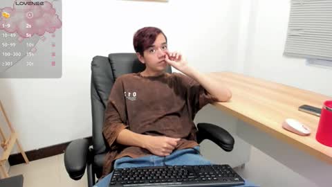 Snapshot of bunny_maxxi chatting on 24, 9, 2025 bunny online show from 24, 9, 2025