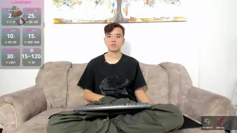 Snapshot of bunny_maxxi chatting on 7, 10, 2025 bunny online show from 7, 10, 2025