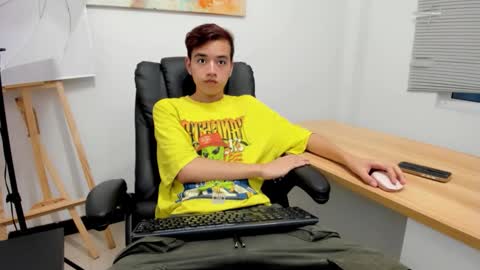 Snapshot of bunny_maxxi chatting on 13, 11, 2025 bunny online show from 13, 11, 2025