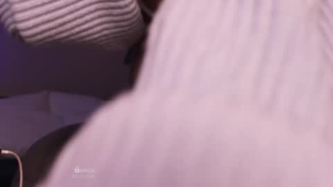 Snapshot of bunny_tsukino chatting on 20, 11, 2025 B U N N Y online show from 20, 11, 2025