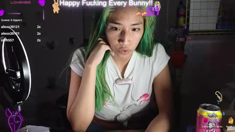 Snapshot of bunnycheekz chatting on 31, 1, 2025 Tokki bunny online show from 31, 1, 2025