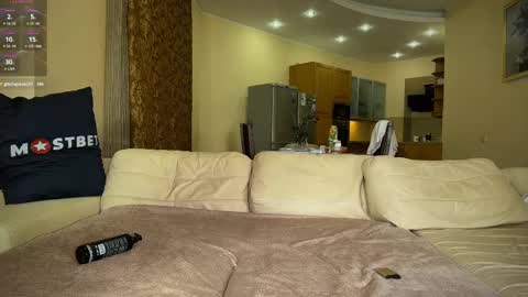 Snapshot of bunnyclide chatting on 10, 2, 2025 Bonny and Clide Help us by thumbs up online show from 10, 2, 2025