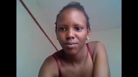 Snapshot of bunnydiva_ chatting on 5, 10, 2025 bunnydiva_ online show from 5, 10, 2025