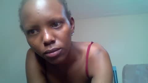 Snapshot of bunnydiva_ chatting on 8, 10, 2025 bunnydiva_ online show from 8, 10, 2025
