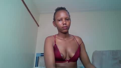 Snapshot of bunnydiva_ chatting on 9, 10, 2025 bunnydiva_ online show from 9, 10, 2025