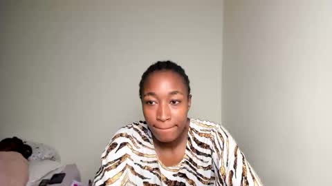 bunnygurl online show from 9, 11, 2025