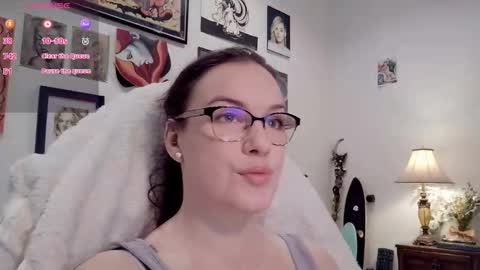 bunnynextdoor online show from 25, 3, 2026