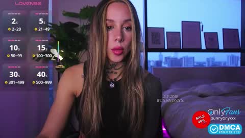 Snapshot of bunnyonyx chatting on 24, 10, 2025 Stephanie Next stream TUESDAY 6pm PDT online show from 24, 10, 2025