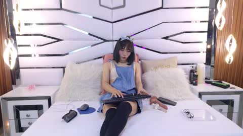 Bunny online show from 16, 12, 2025