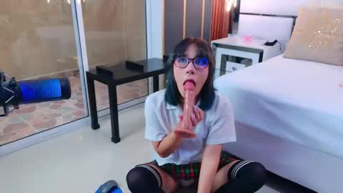 Snapshot of bunnysexyy chatting on 17, 12, 2025 Bunny online show from 17, 12, 2025