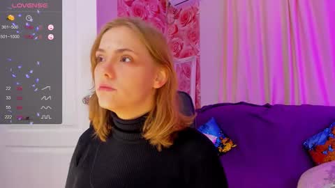 Snapshot of bunnyshows chatting on 5, 10, 2025 BunnyShows online show from 5, 10, 2025