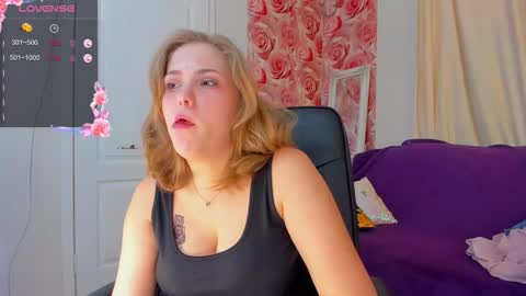 Snapshot of bunnyshows chatting on 24, 10, 2025 BunnyShows online show from 24, 10, 2025