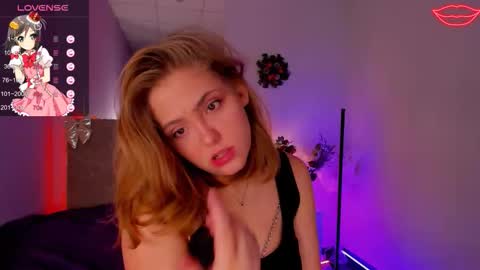 Snapshot of bunnyshows chatting on 15, 12, 2025 BunnyShows online show from 15, 12, 2025