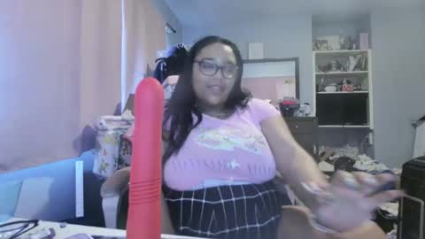 Snapshot of bunnyslittlecum chatting on 11, 4, 2026 Bunnygirl Onyx online show from 11, 4, 2026