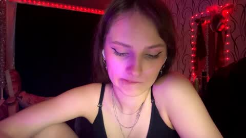 Snapshot of bunnytrussel chatting on 2, 6, 2026 Bella online show from 2, 6, 2026