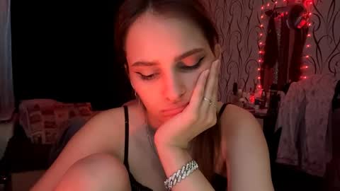 Snapshot of bunnytrussel chatting on 5, 6, 2026 Bella online show from 5, 6, 2026