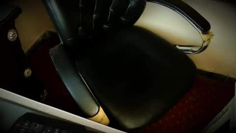 Snapshot of burlymonster chatting on 30, 10, 2025 Hairy Arabian online show from 30, 10, 2025