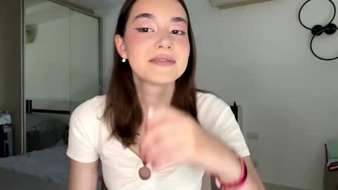 Snapshot of burmahimes chatting on 18, 2, 2026 Nica online show from 18, 2, 2026