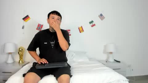 Snapshot of burning_diamond__ chatting on 24, 6, 2026 Nova and Sammy online show from 24, 6, 2026