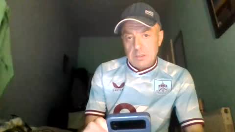 burnleyguy1977 online show from 1, 7, 2026