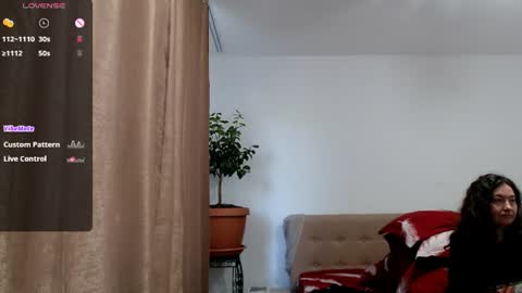 Snapshot of bustyemma chatting on 11, 6, 2026 Emma online show from 11, 6, 2026