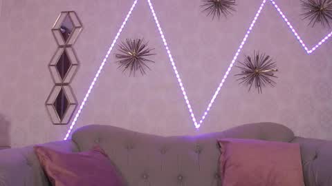 Snapshot of bustyeva_ chatting on 13, 10, 2025 online between 6AM and 2PM EET almost everyday. online show from 13, 10, 2025