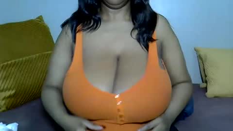 Snapshot of bustytessa37 chatting on 30, 6, 2026 bustytessa37 online show from 30, 6, 2026