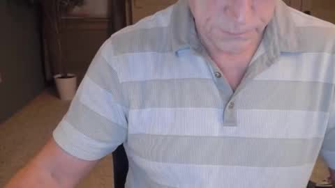 Snapshot of buttnakedfun954737 chatting on 3, 1, 2025 Miles online show from 3, 1, 2025