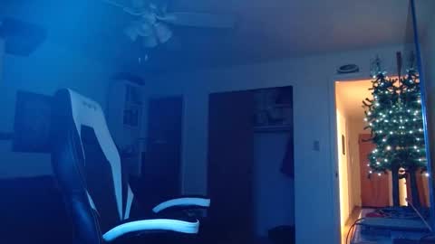 Snapshot of bwall1425 chatting on 28, 12, 2024 bwall1425 online show from 28, 12, 2024