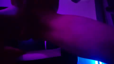 Snapshot of bwall1425 chatting on 9, 9, 2025 bwall1425 online show from 9, 9, 2025