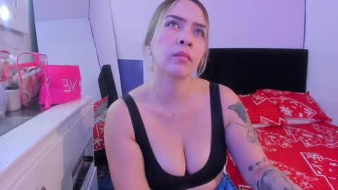 Snapshot of byanca_winklar chatting on 11, 12, 2024 online show from 11, 12, 2024
